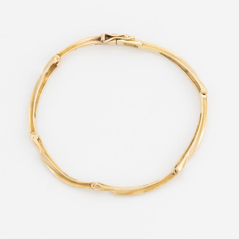 An 18K gold Lapponia gold bracelet.