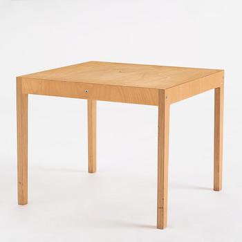 Jasper Morrison, a "Low Ply Table", Vitra, ca 1988.