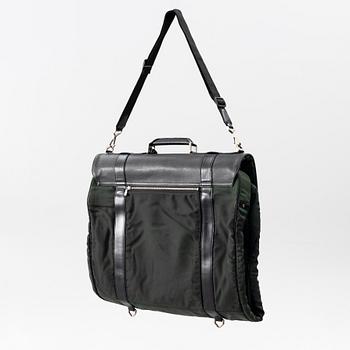 Louis Vuitton, resegarderob.