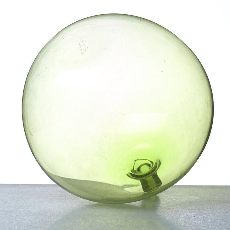 Ingeborg Lundin, a green "Apple" glass vase, Orrefors, Sweden.