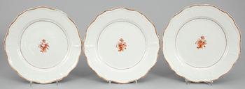 TALLRIKAR, 5 st. Porslin, Kina, 1700-tal.