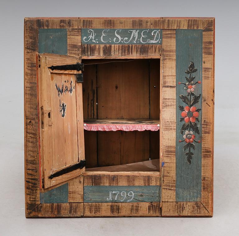 VÄGGSKÅP, allmoge omkring år 1800.