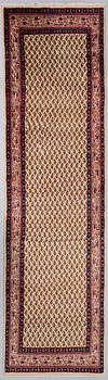 CARPET, old, Sarouk, 86x310 cm.