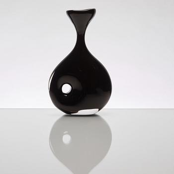 Vicke Lindstrand, An organic shaped vase, Kosta, 1950's.