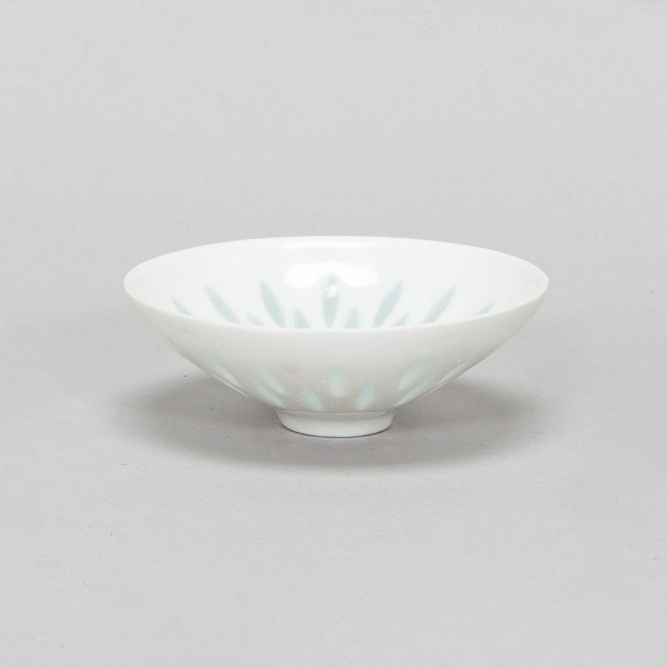 Friedl Holzer-Kjellberg, kaffe- och teservis, 32 dlr, risporslin, signerat i godset F.H.Kj Arabia Finland.