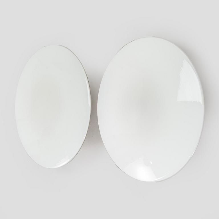 Arne Jacobsen, ceiling lamps/wall lamps, a pair, "AJ-Eklipta", Louis Poulsen, Denmark.