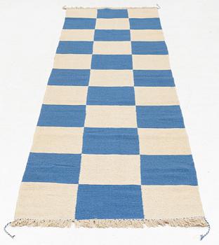 Gallery rug, approx. 340 x 89 cm.