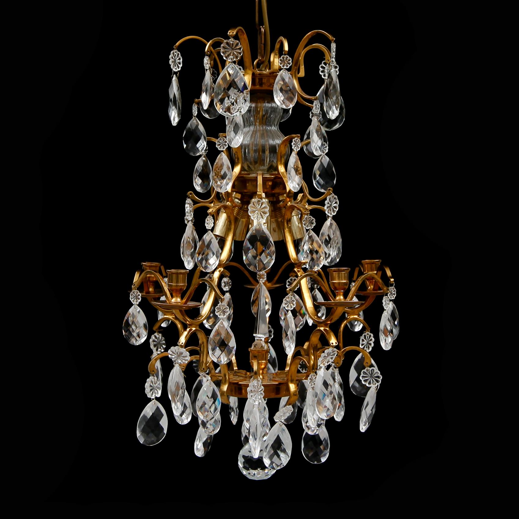 KRISTALLKRONA, barockstil, 2000-tal. Höjd ca 55 cm.