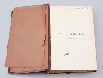 KOKBÖCKER, 2 st, "Kok Konsten" av Charles Emil Hagdahl, Stockholm, 1891 samt "Fru Högstedts Kokbok", Stockholm, 1920.
