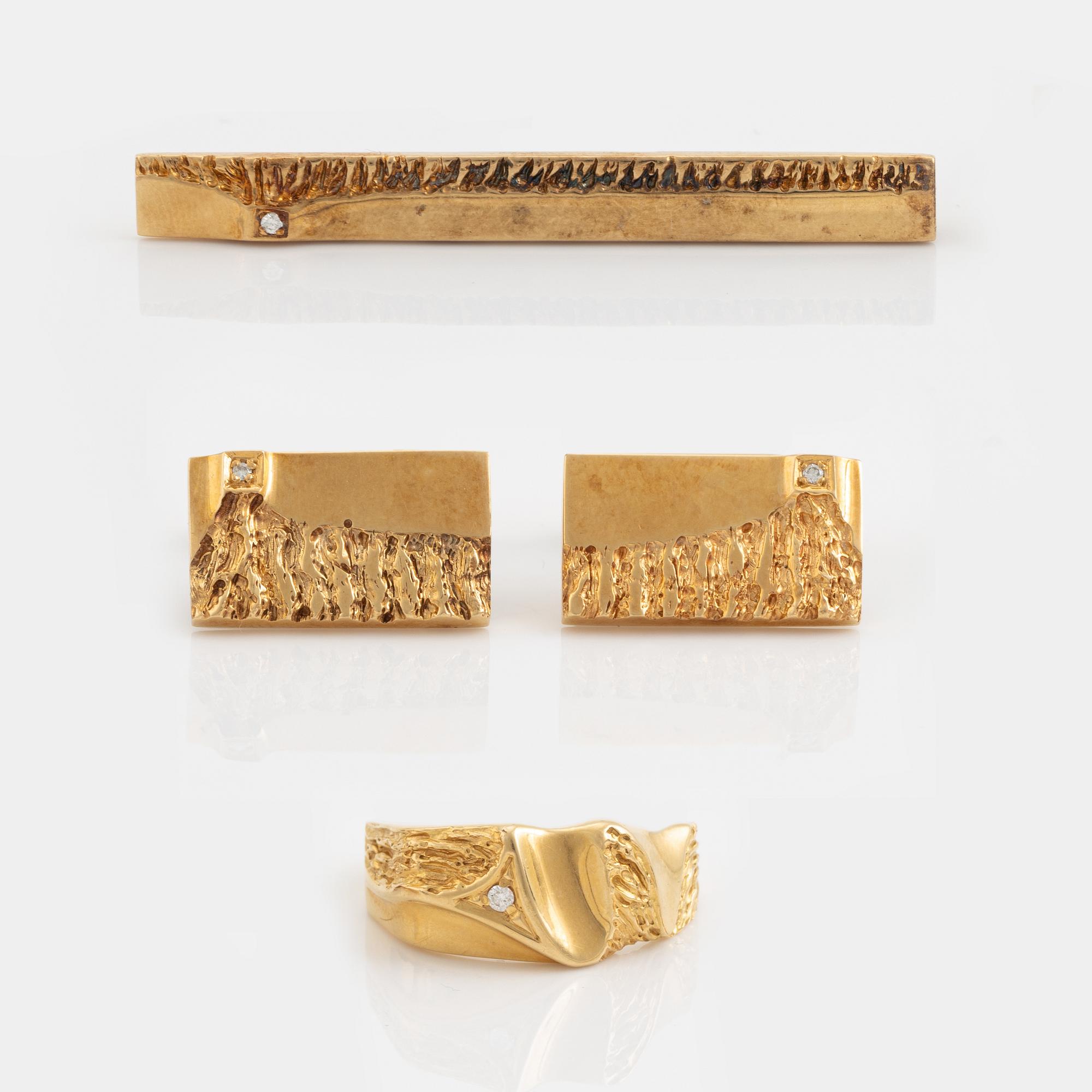 Bengt Hallberg, smyckesset, 3 delar, 18K guld, med små diamanter.