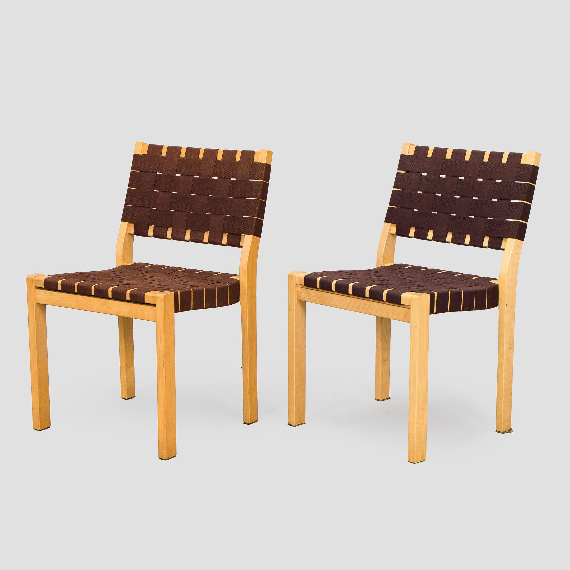 Alvar Aalto, Tuoleja, 8 kpl, malli 611, 1900-luvun loppu.