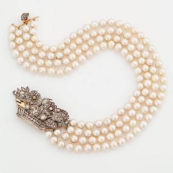 782. A CULTURED PEARL FOUR-STRAND NECKLACE.