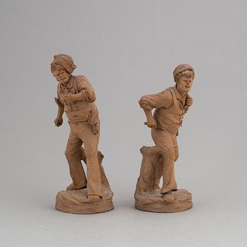 GIUSEPPE VACCARO CALTAGIRONE, skulpturer, 2 st, terracotta, signerade.
