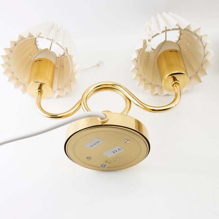 Josef Frank, Table lamps 1 pair, model no 2483/1 for the firm Svenskt Tenn.