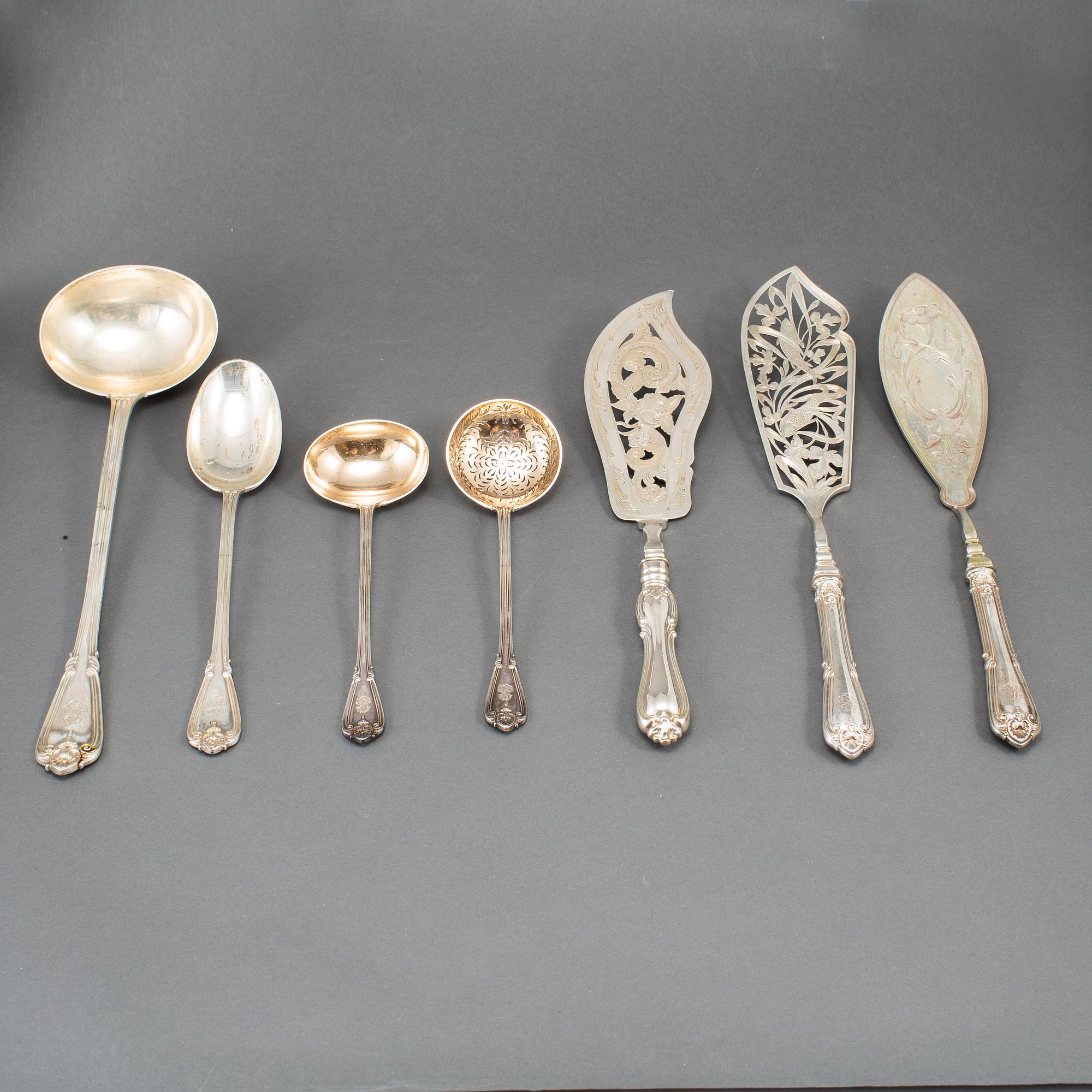 A Swedish 19th century silver 139 piece table cutlery, Gustaf Mollenborg, Stockholm 1873.