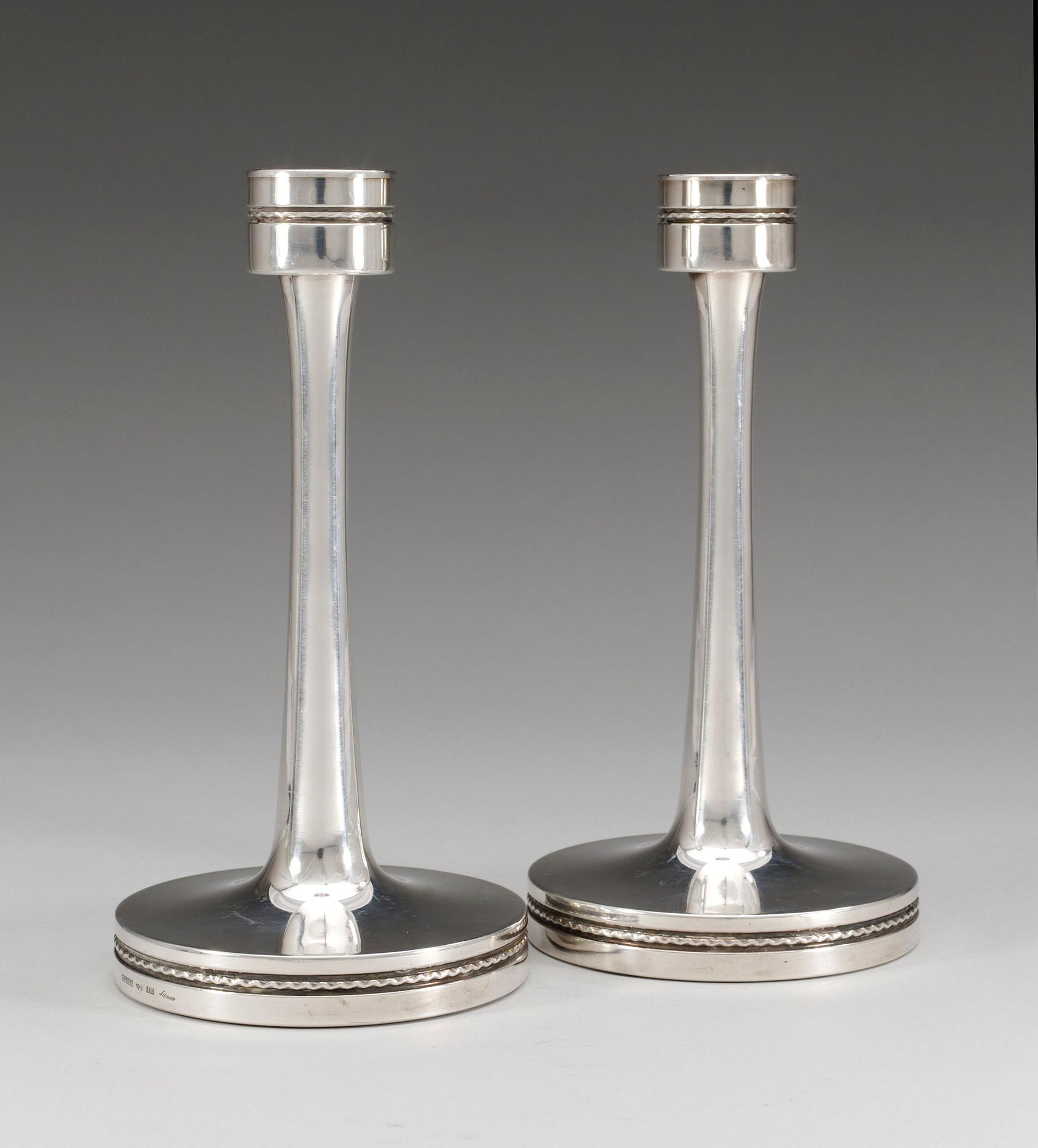 LJUSSTAKAR, ett par. silver. K.G.Markströms, Uppsala 1975. Eric Löfman.