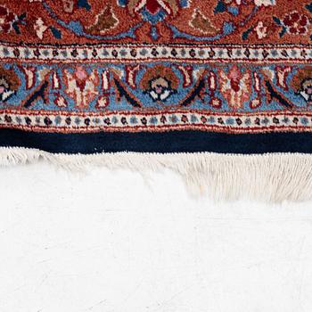 Rug, Iran, approx. 307 x 210 cm.