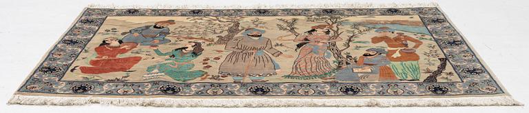 Tabriz carpet, figural, 170 x 115 cm.