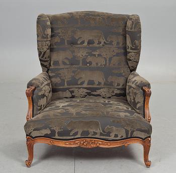 ÖRONLAPPSFÅTÖLJ, 1900-talets första hälft.