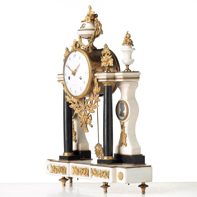 A Louis XVI late 18th century mantel clock.