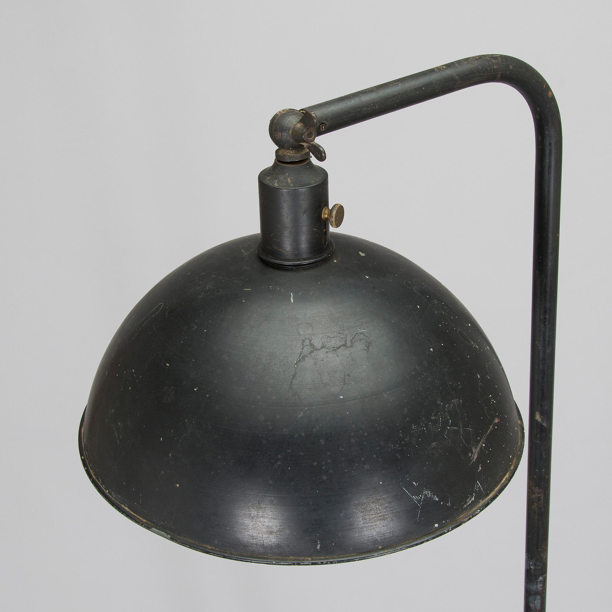 Paavo Tynell, golvlampa / ateljélampa, beställningsarbete, Taito 1933.