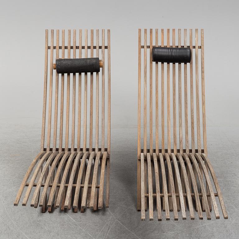 NILS-OLE ZIB, a pair of teak deck chairs, 'Nozib', Bergaform.