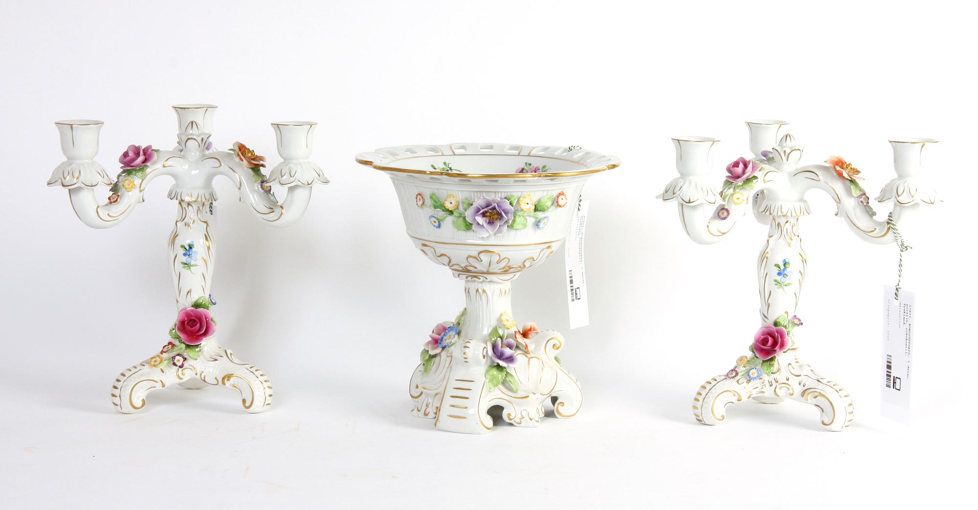 BORDSUPPSATS, 3 delar, porslin, rokokostil,
Tyskland.