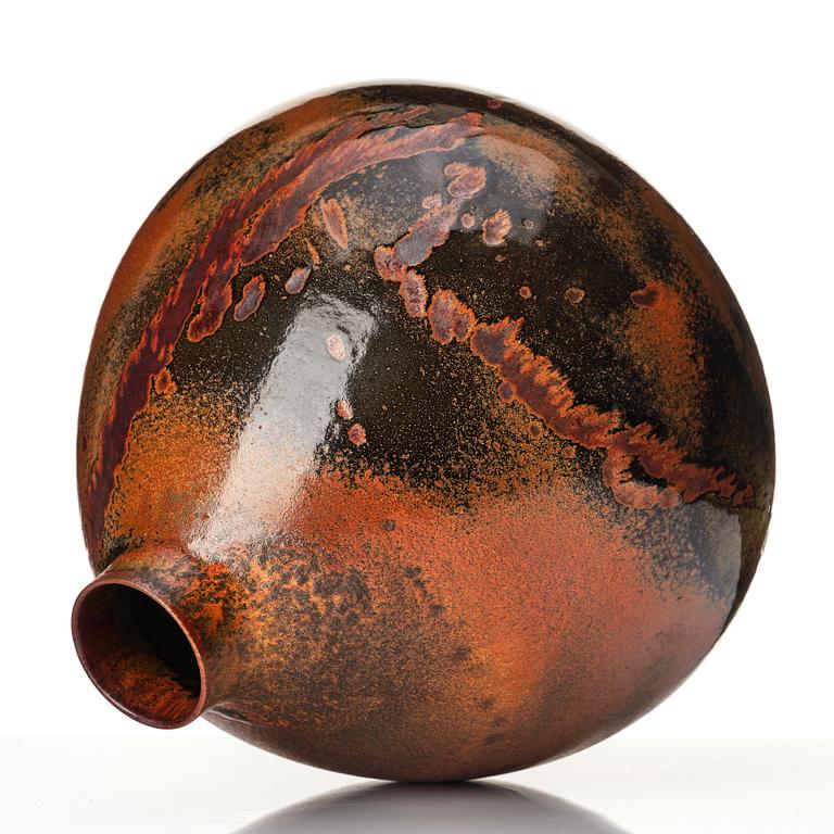 Carl-Harry Stålhane, a unique stoneware vase, Designhuset, Sweden 1970-80s.