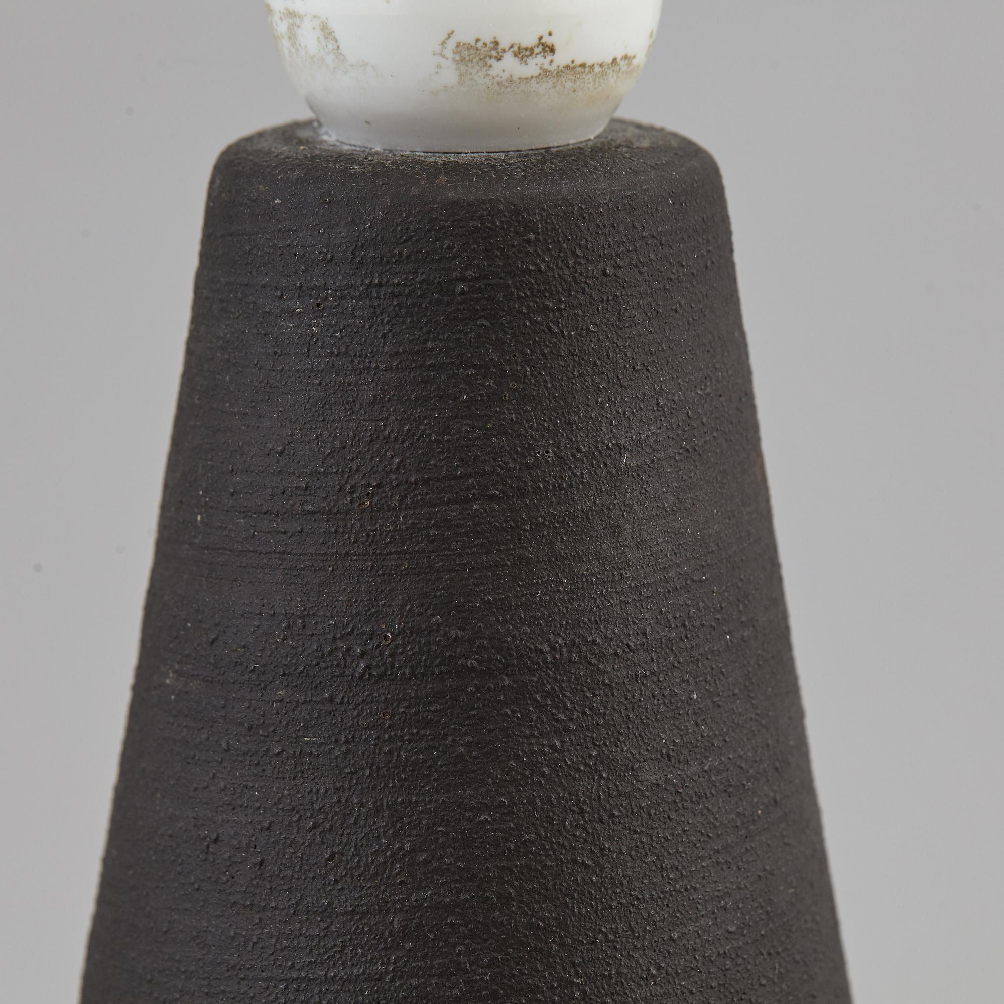 EINAR JOHANSEN, bordslampa, keramik,  Söholm stentöj, Bornholm, Danmark, 1900-talets andra hälft.