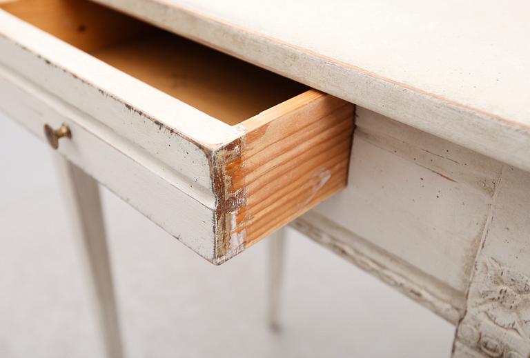 DAMSKRIVBORD, 1800-talets mitt.