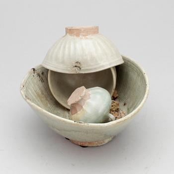 SEASCULPTURE, sjöfynd, lergods. Troligen Yuan dynastin (1279-1368).