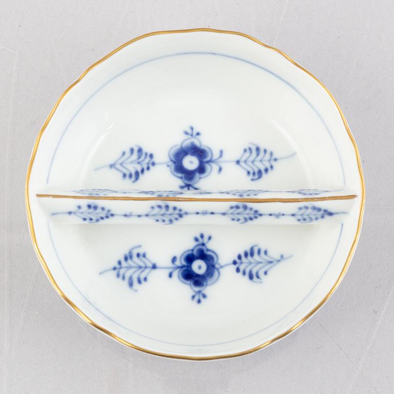 A 'Blue Fluted Plain' porcelain toffee bowl, Royal Copenhagen, model 1, 1963.