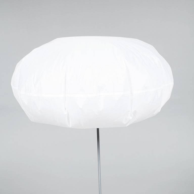 GOLVLAMPA, "Globlow", Snowcrash, Design Vesa Hinkola, Markus Nevalainen, Rane Vaskivuori, 1900-talets andra hälft.