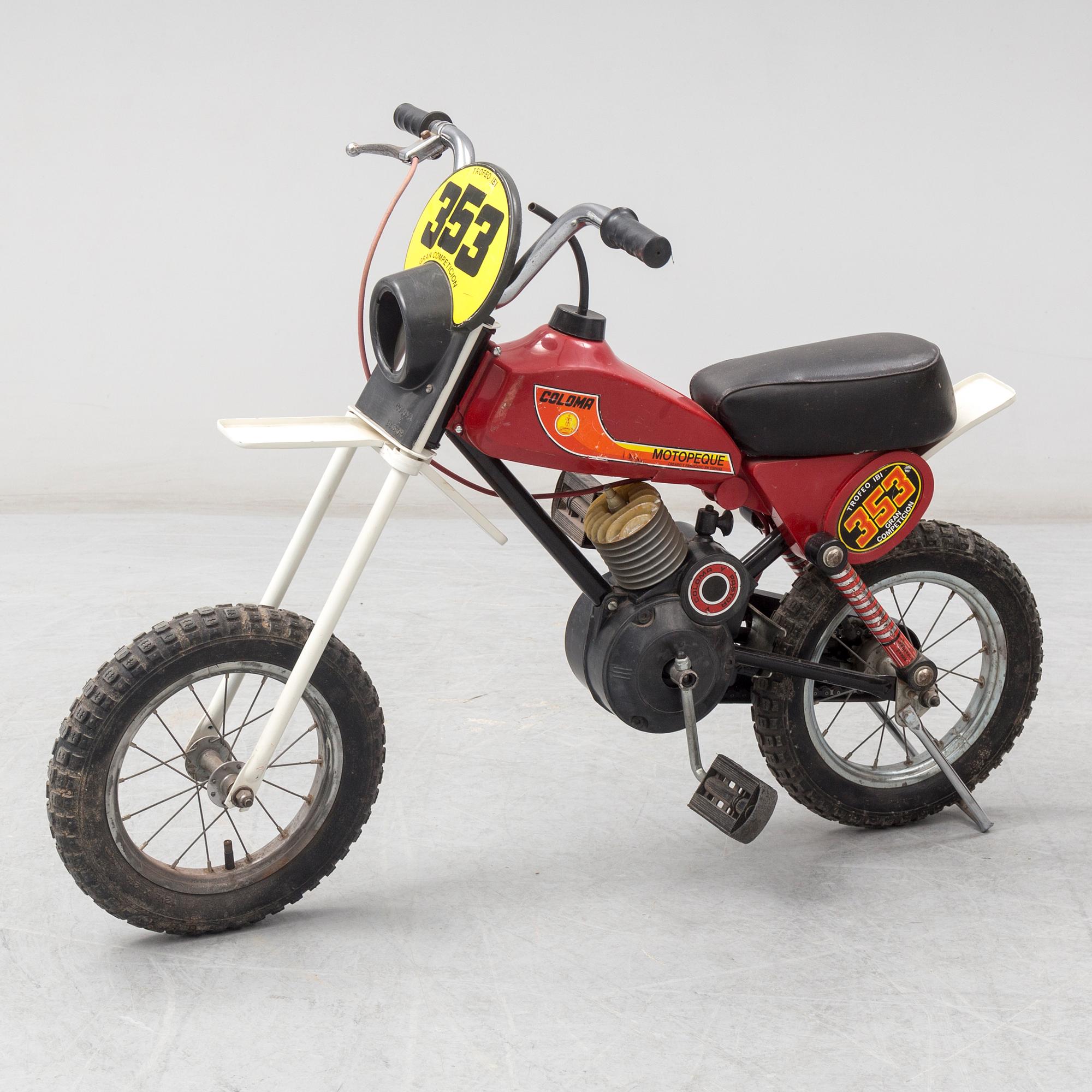 LEKSAKSMOTORCYKEL, Coloma, Spanien, 1980-tal.