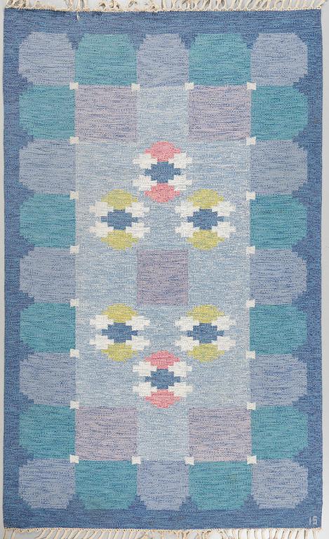 A flat weave by Ingegerd Silow, signed IS, second half of the 20th century, 233 x 168 cm.