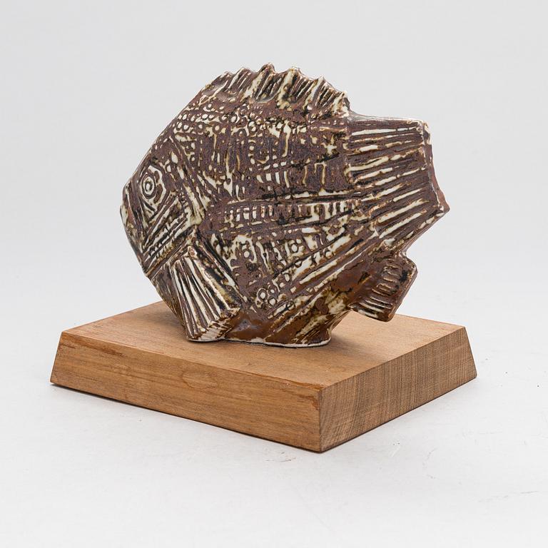 Taisto Kaasinen, A stoneware sculpture probably signed.
