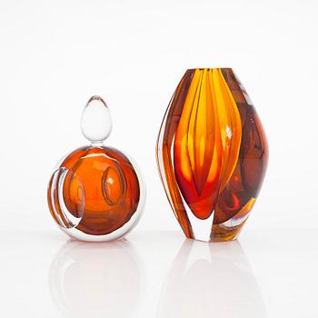 Mona Morales-Schildt, a 1960s 'Ventana' glass bowl, and a bottle, Kosta. Vase marked with label, the bottle signed.