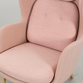 A JAIME HAYON FRITZ HANSEN RO CHAIR.