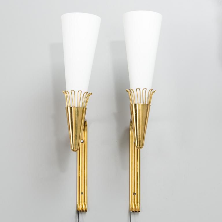 Vägglampor, ett par, EY 5272, Itsu, Finland.