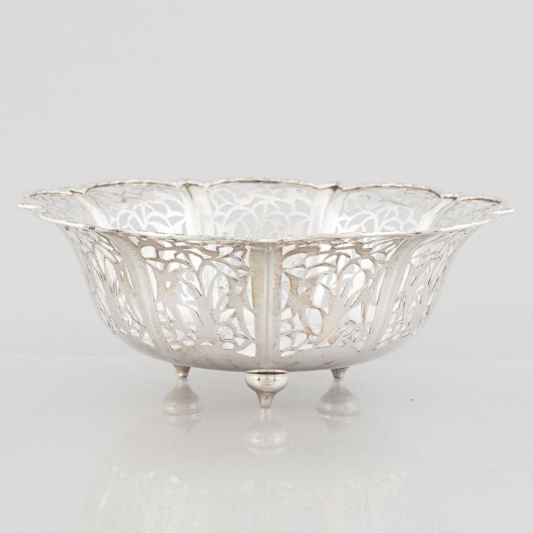 A silver bowl, Swedish import mark, circa mid-20th Century.