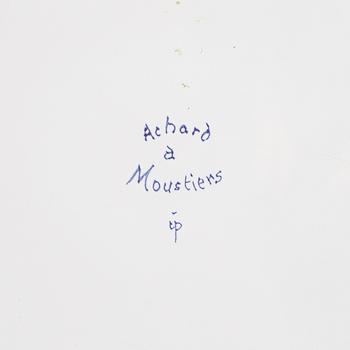 SERVISDELAR, 22 stycken, fajans. Märkta Achard a Moustiers. 1900-tal.