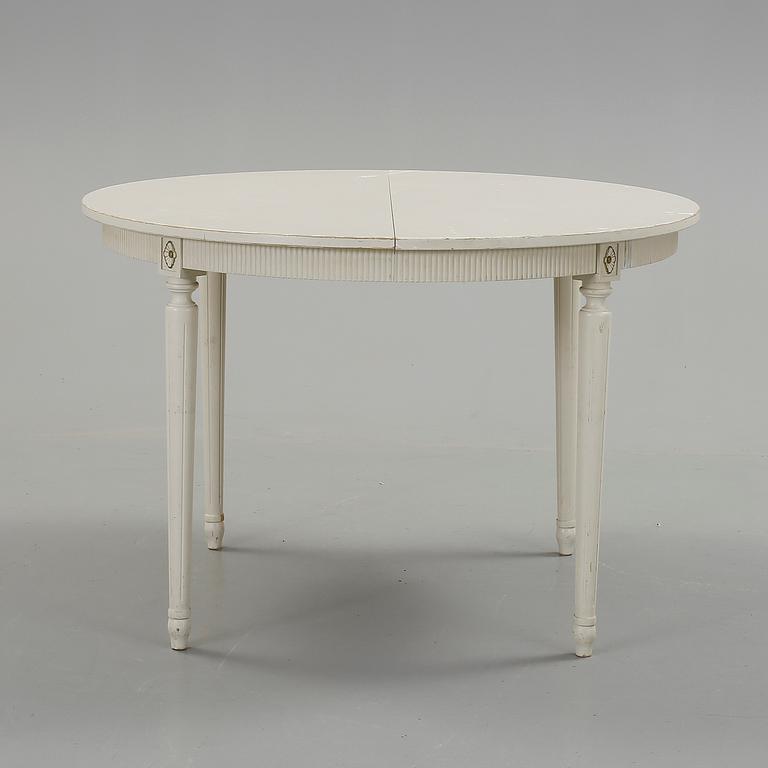 MATGRUPP, 5 delar + 2 iläggsskivor, gustaviansk stil, 1900-tal.