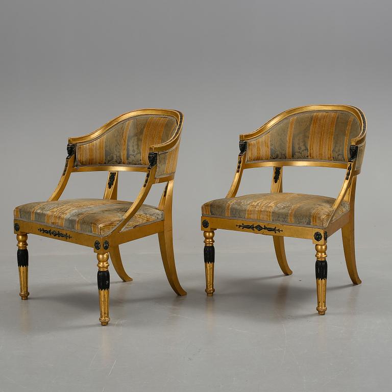 BALJFÅTÖLJER, ett par, sengustaviansk-stil, 1920-tal, Nordiska Kompaniet, etikettmärkta.