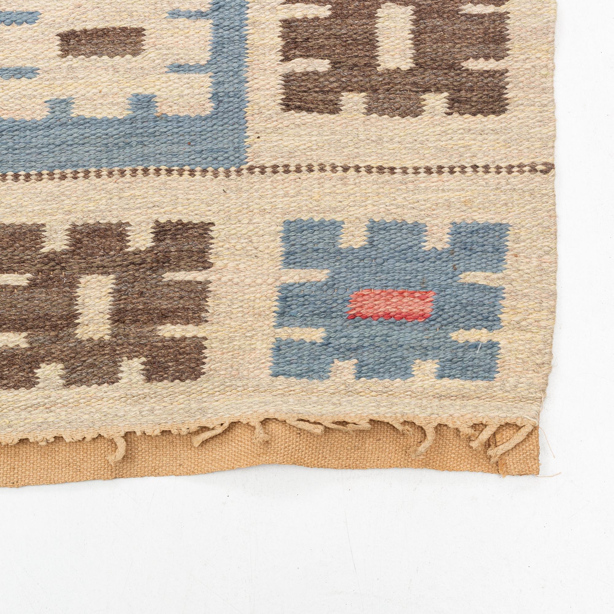 A carpet, flat weave, ca 340 x 223 cm, Sweden, the 1950s.