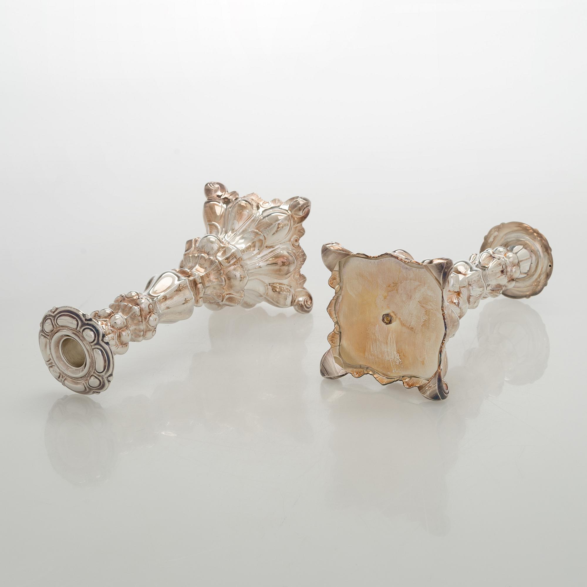 A pair of silver baroque style candelabra, Kultakeskus, Hämeenlinna 2007-2008.