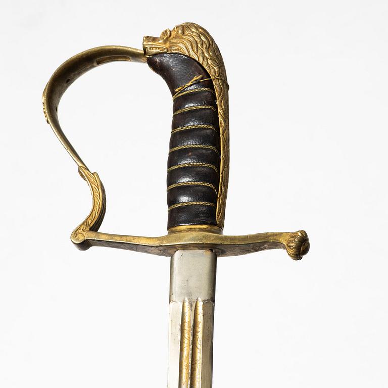 Värja, svensk m/1899 för infanteriofficer.