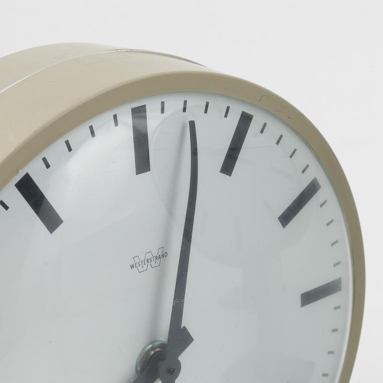 3 wall clocks, Töreboda, Sverige 20th Century.