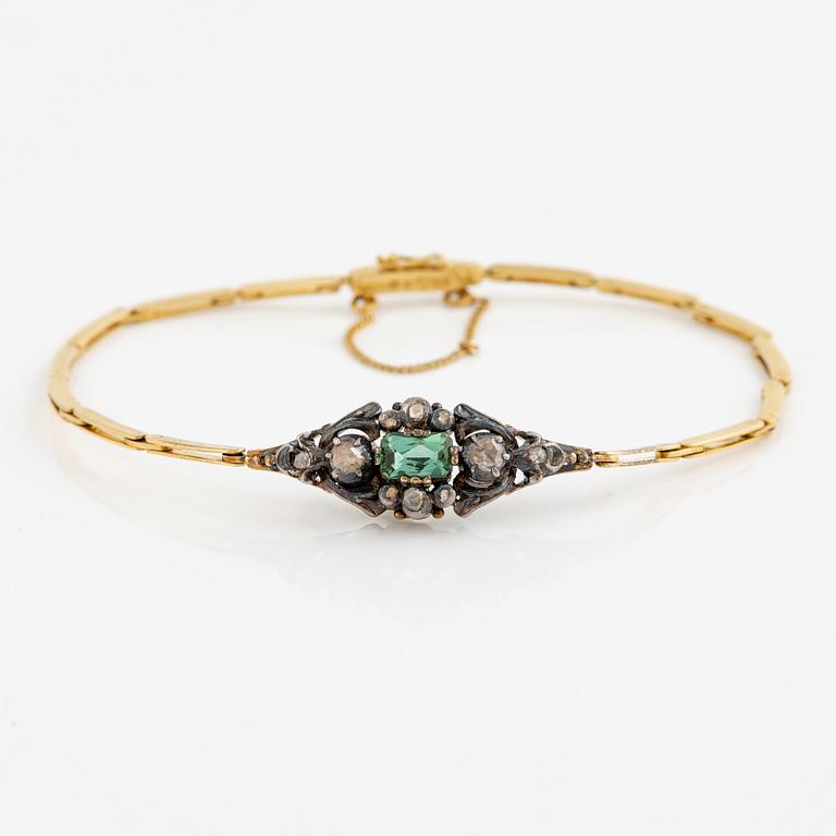 Armband 18K guld och silver med grön turmalin och rosenslipade diamanter.