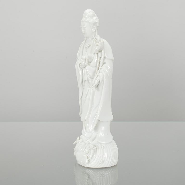 SKULPTUR, Kina, porslin, blanch de chine, 1900-talets början.