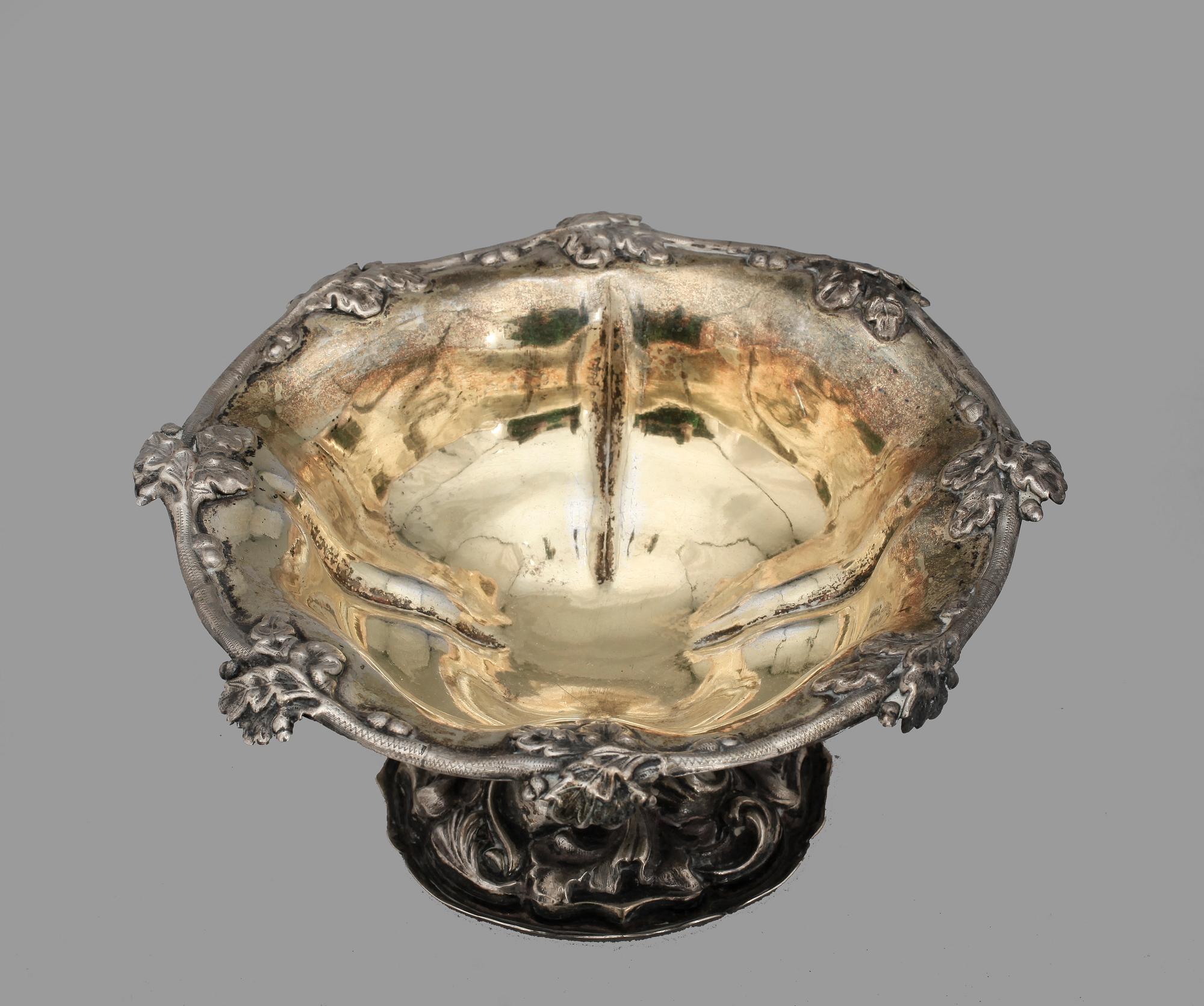 SKÅL På FOT, silver, nyrokoko, Anders Gustaf Carlberg, Eksjö, 1859. Tot vikt ca 190g.